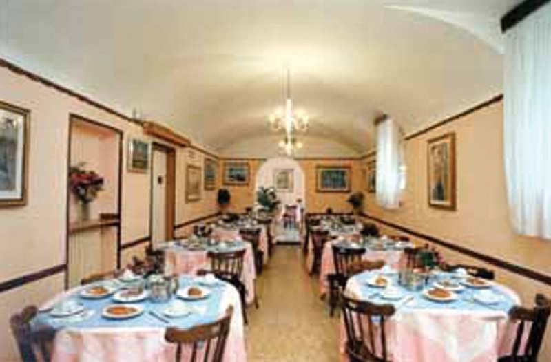 Hotel Tempio Di Pallade Roma Restaurant bilde